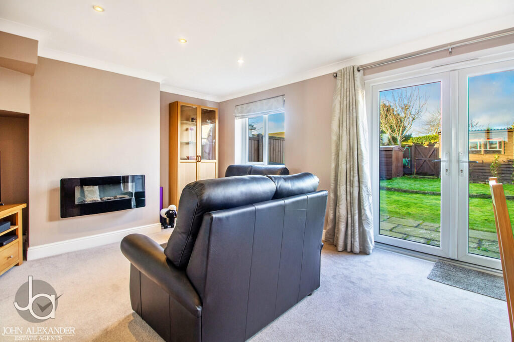 Heaton Way, Tiptree