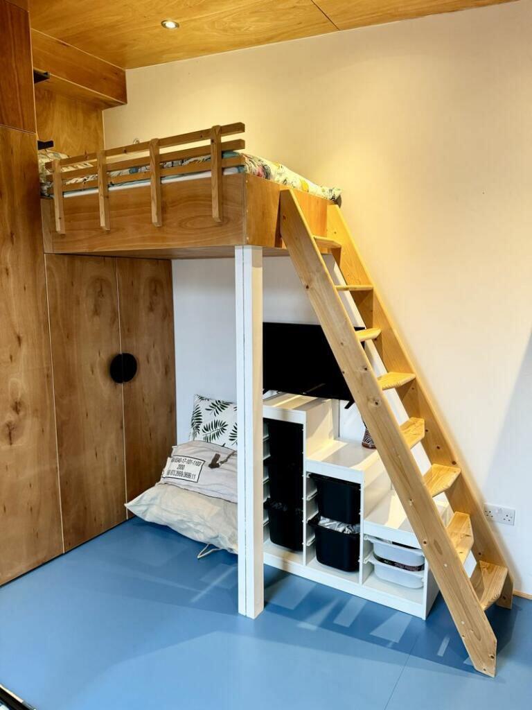 Photo 28
