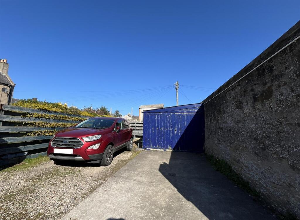 WOODEN GARAGE