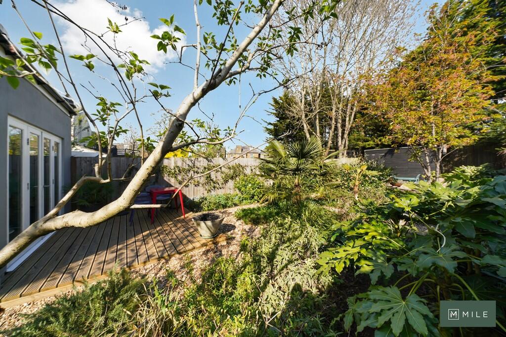 Flat A, 21 Park R...