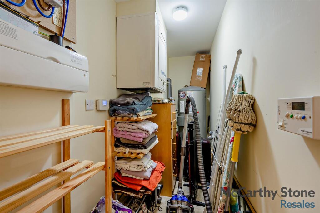 8637434-interior10-800.jpg