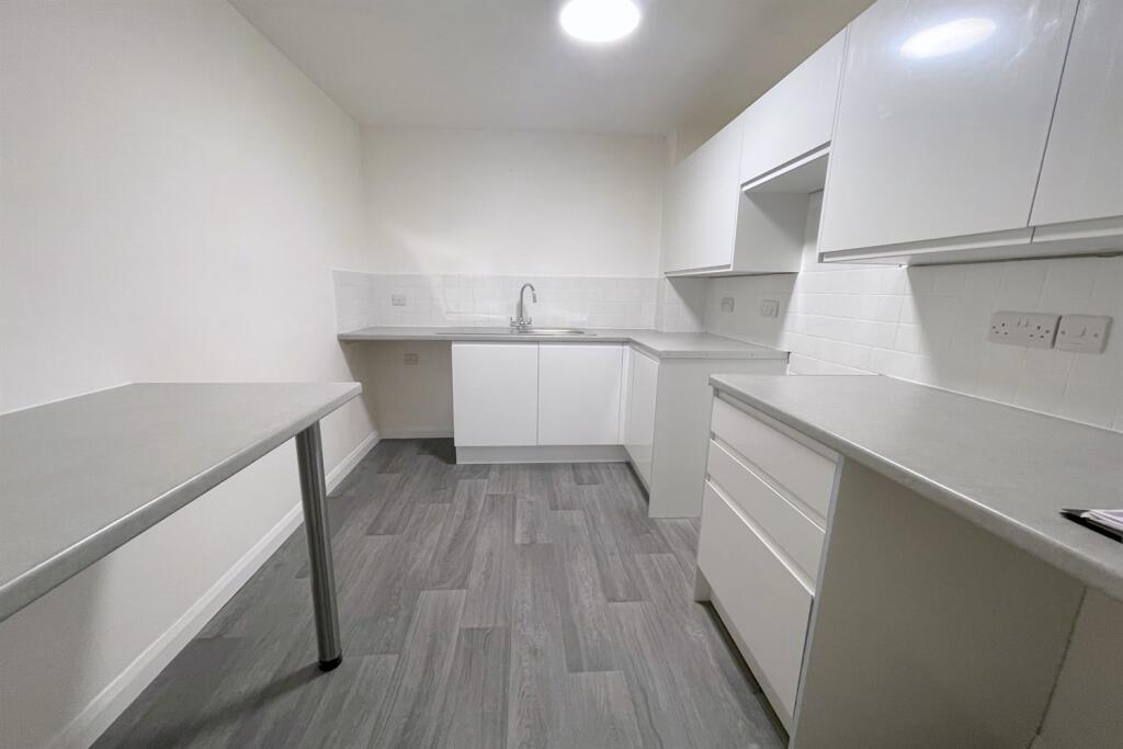 Newly fitted kitchen
