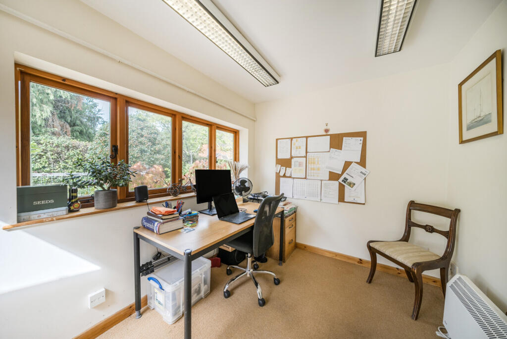 1344161-7-68b0a5d...