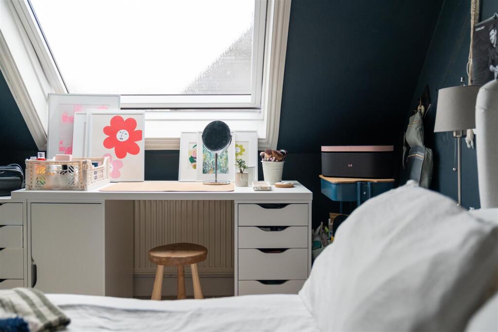 Bedroom 2-4.jpg