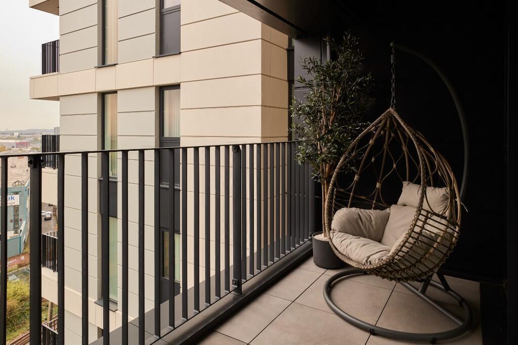 Flat E706, Mitre Yard, 104-106 Scrubs Lane, London, NW10