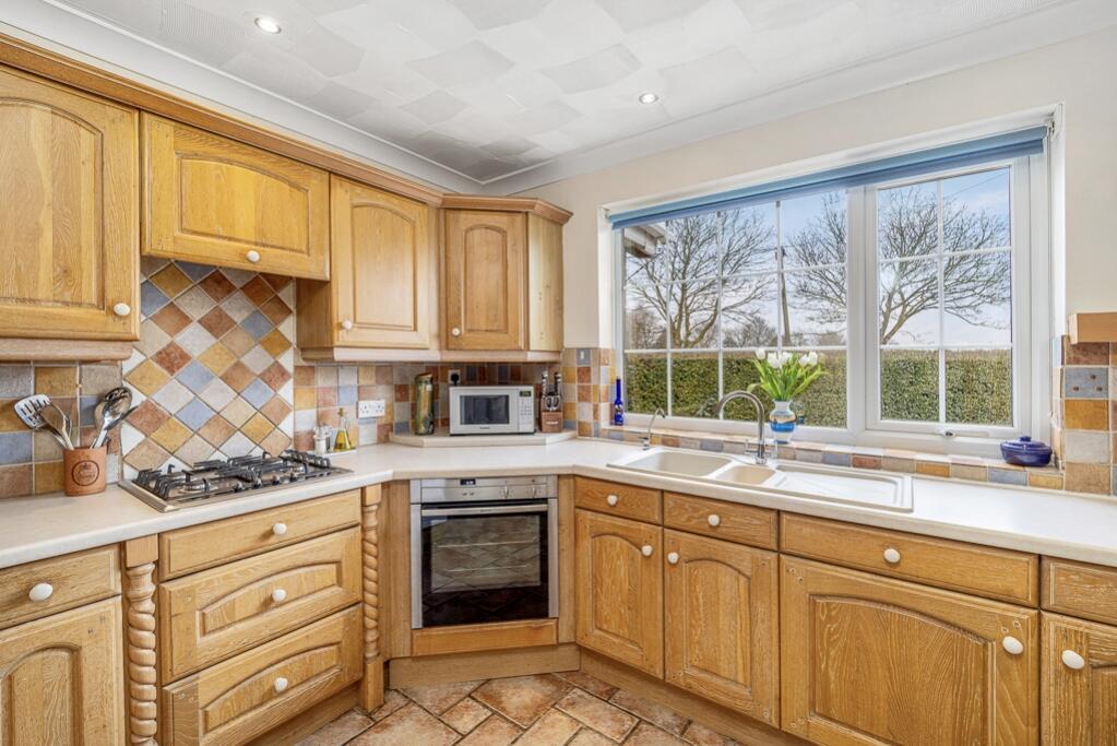 Ifnwen (Toyton St. Peter)-11