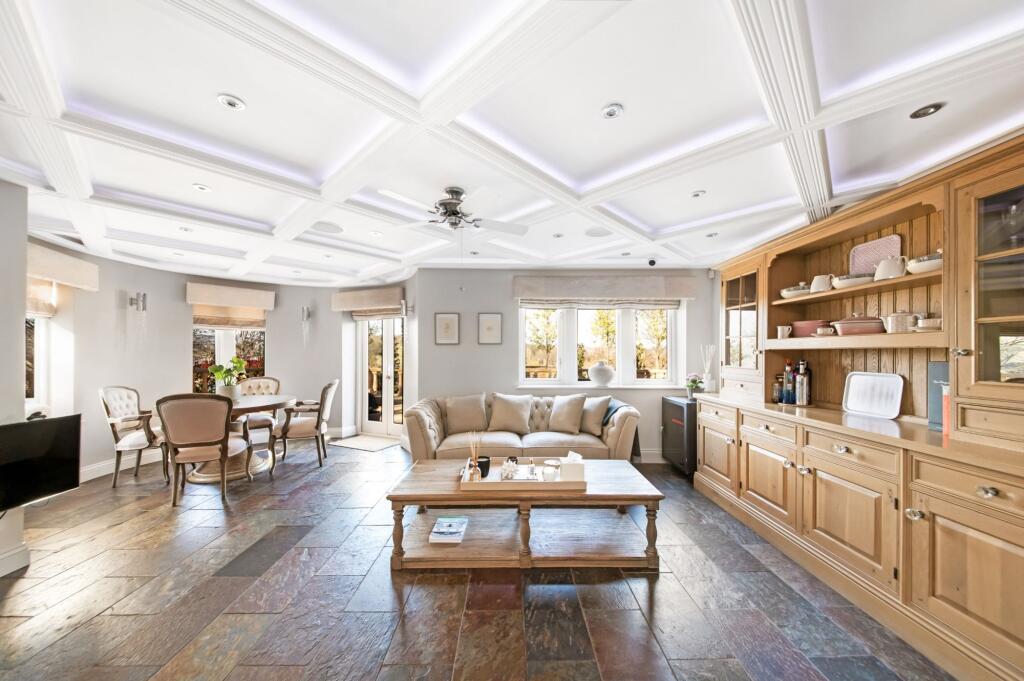 LIVING DINING KITCHEN