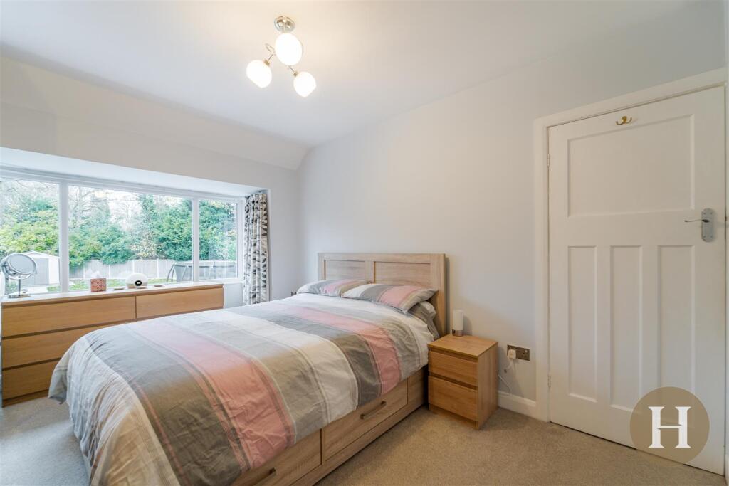 Hadleigh Estate Agents-35.jpg