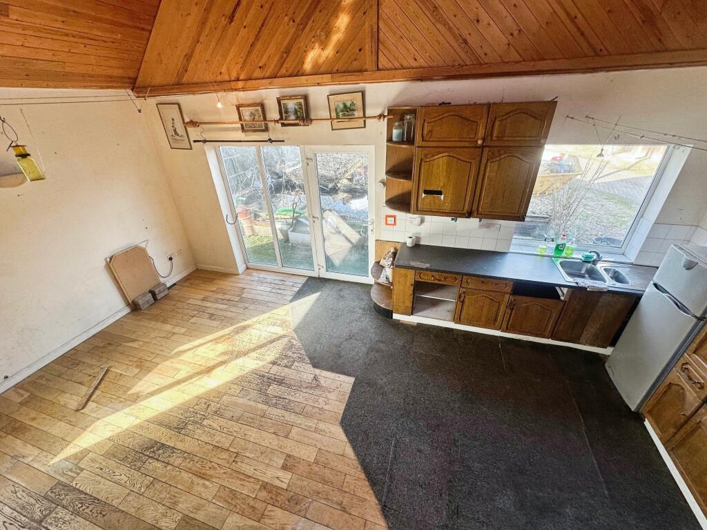 Kitchen/Dining/Lounge