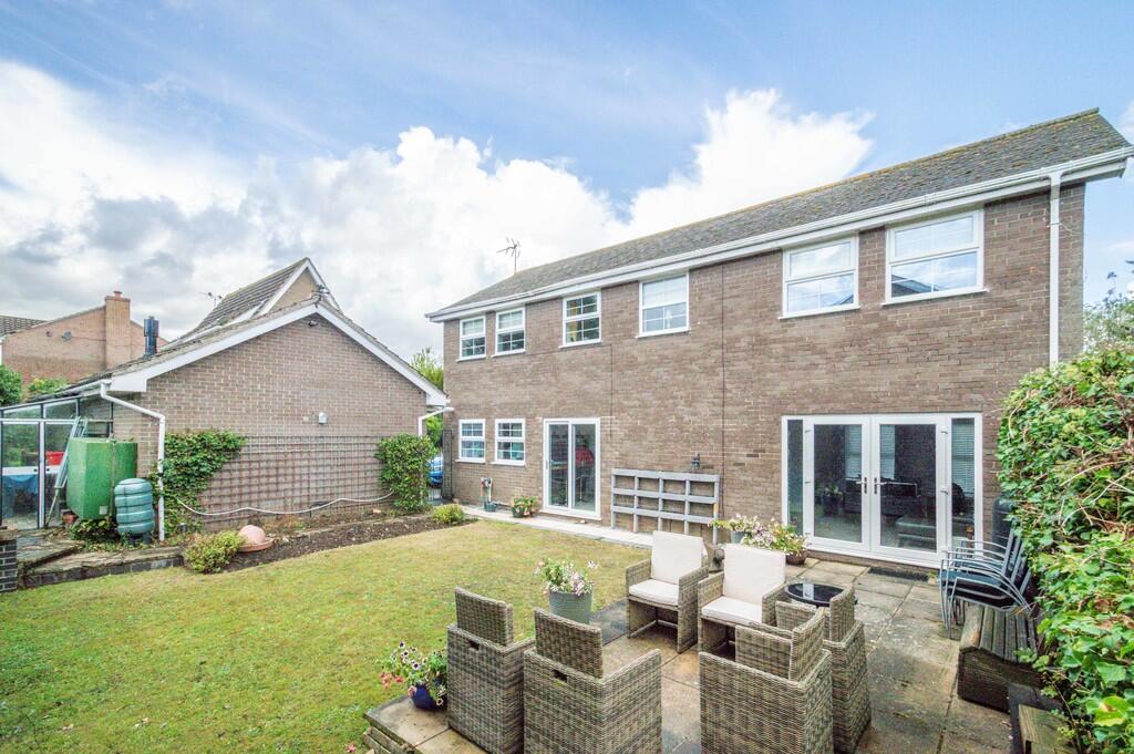 8 Higham Road - G...