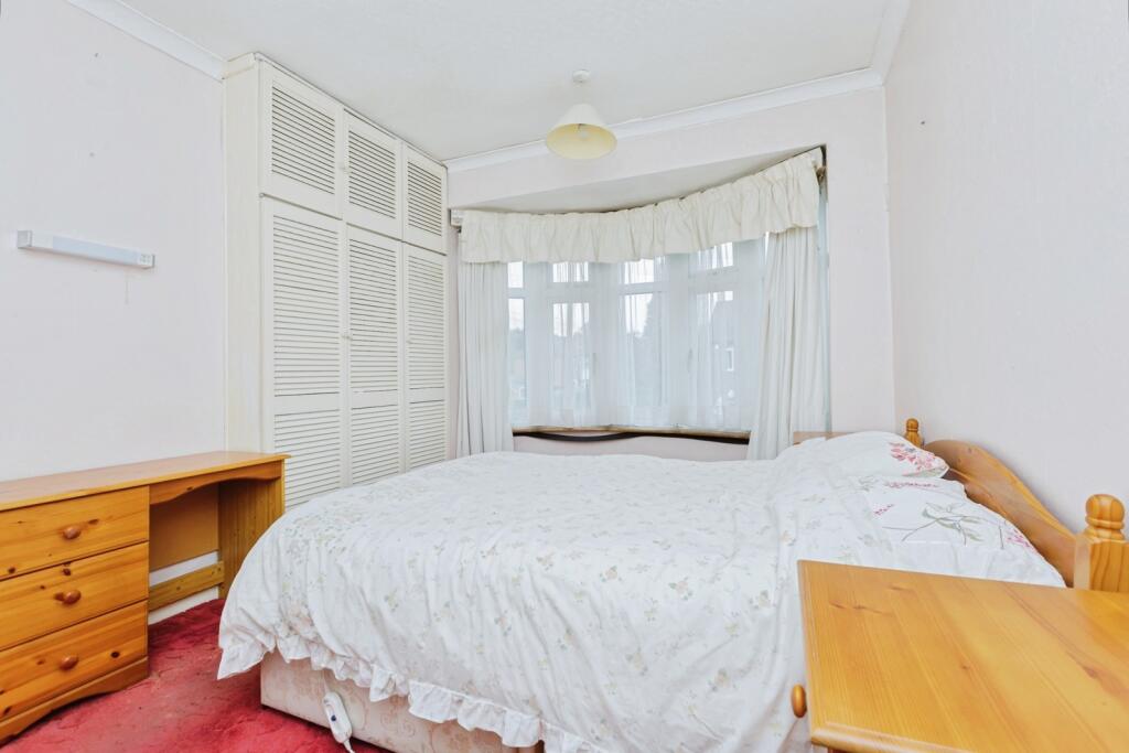 Master Bedrom