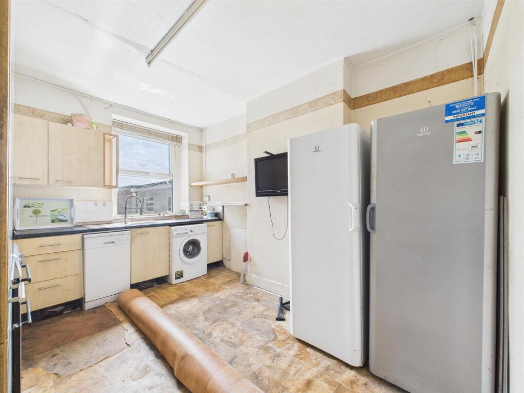 10 - Mixed Use Staple Hill.jpg