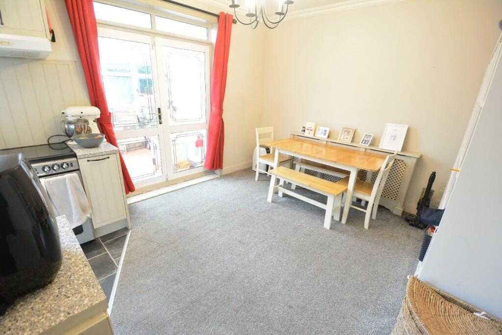 Dining Area: