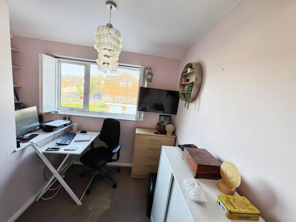 453ea6c5-Bed 203.jpg