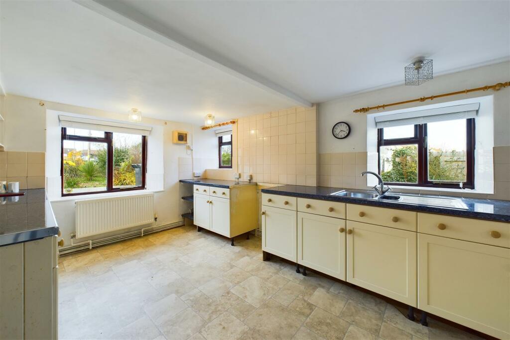 Chafra, The Common, Stoke Lodge, Patchway BS34 6AL