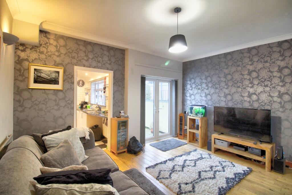 IMG_8687_8_9_Interior 4