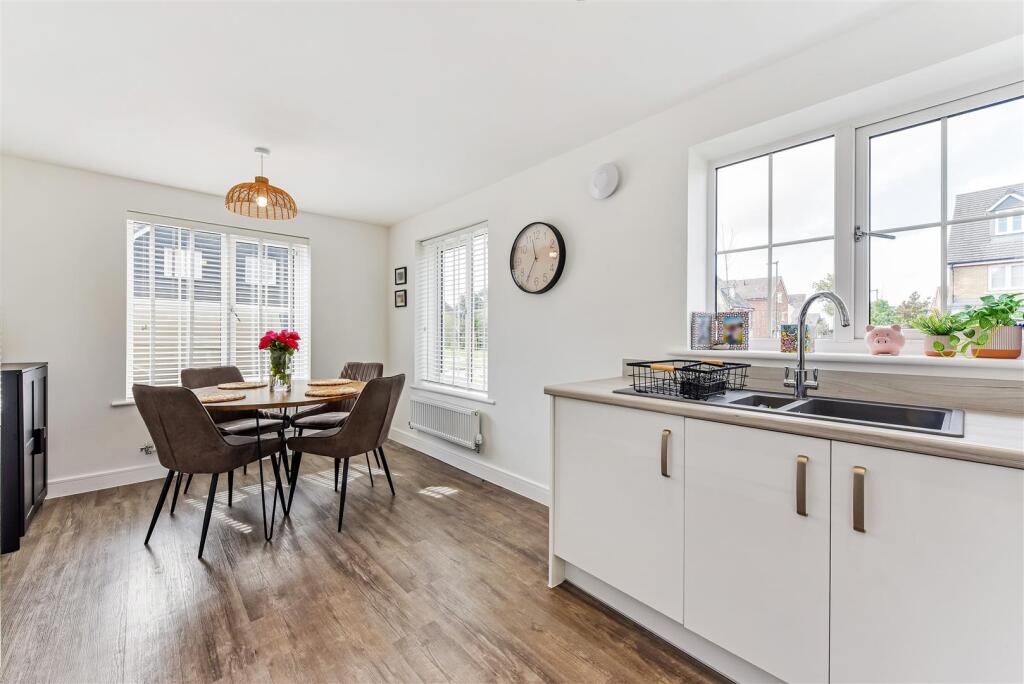 Kitchen/Dining Room