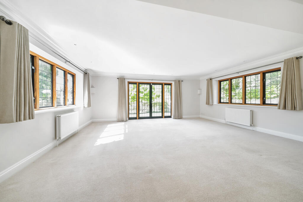 1302303-12-683b04...