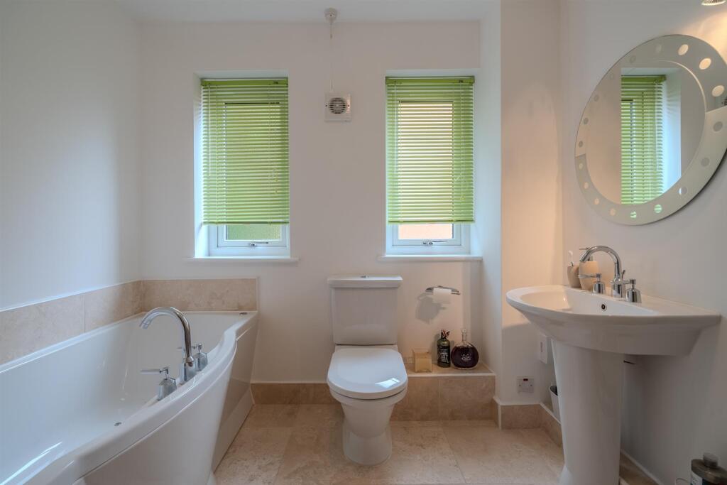 19 Oaks Court-40.jpg