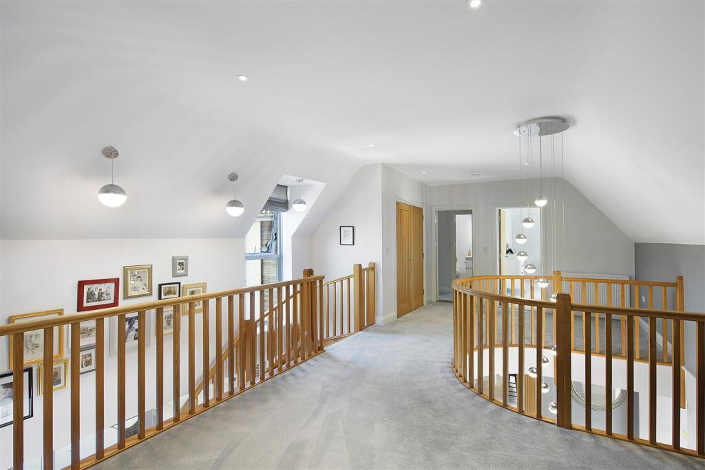 Ashfield House ph34.jpg