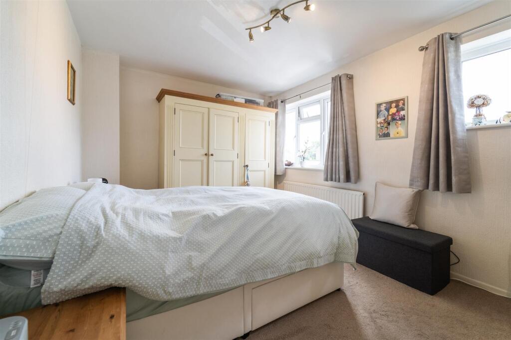 41 Mollington Crescent, Shirley, B90 3RQ_7.jpg