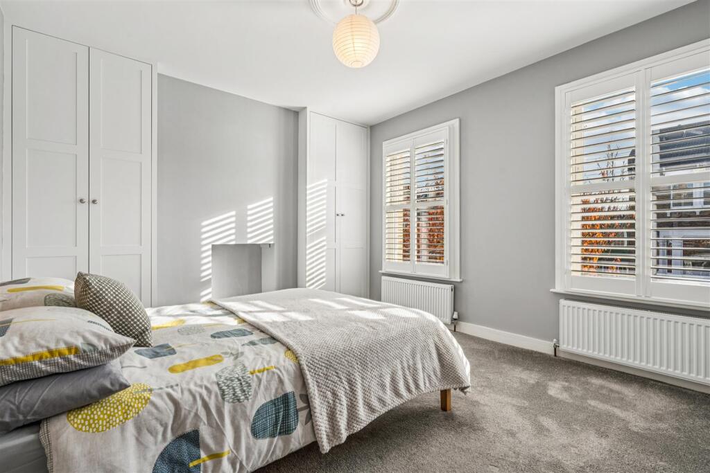 Saville Road, W4 - FOR SALE
