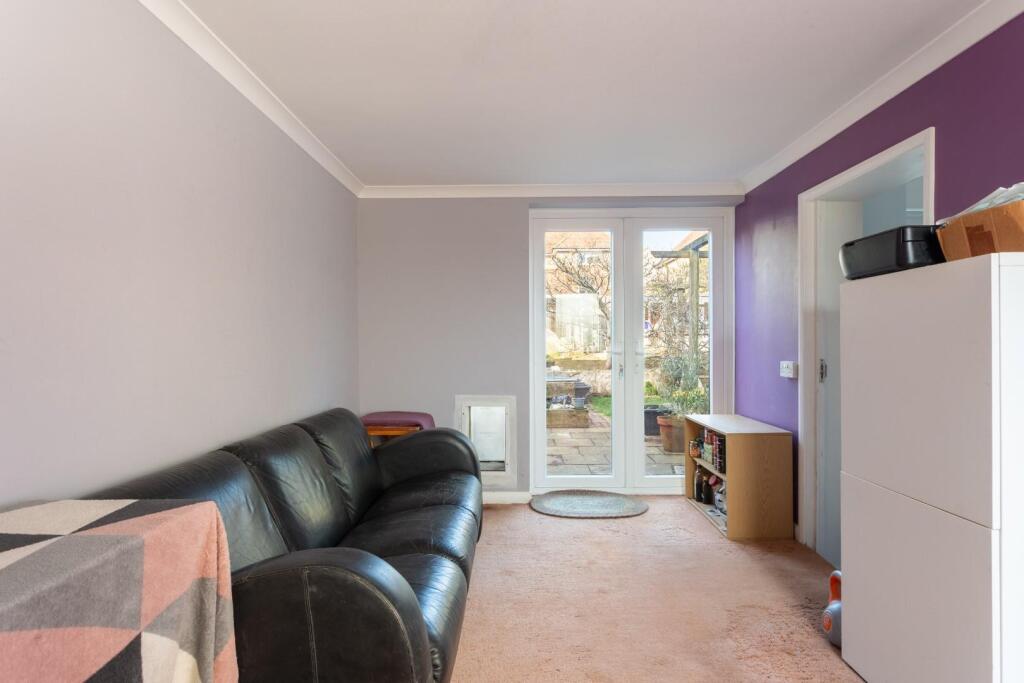 Henfield Way-3.jpg