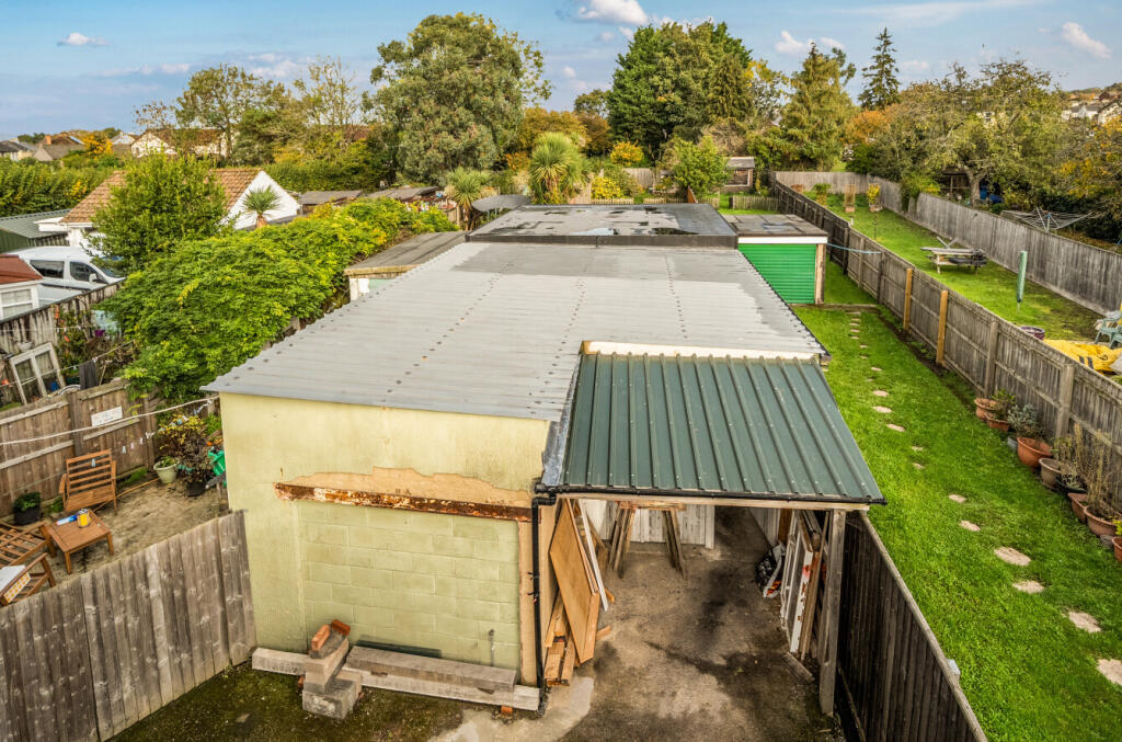 1370929-2-68f8c52...