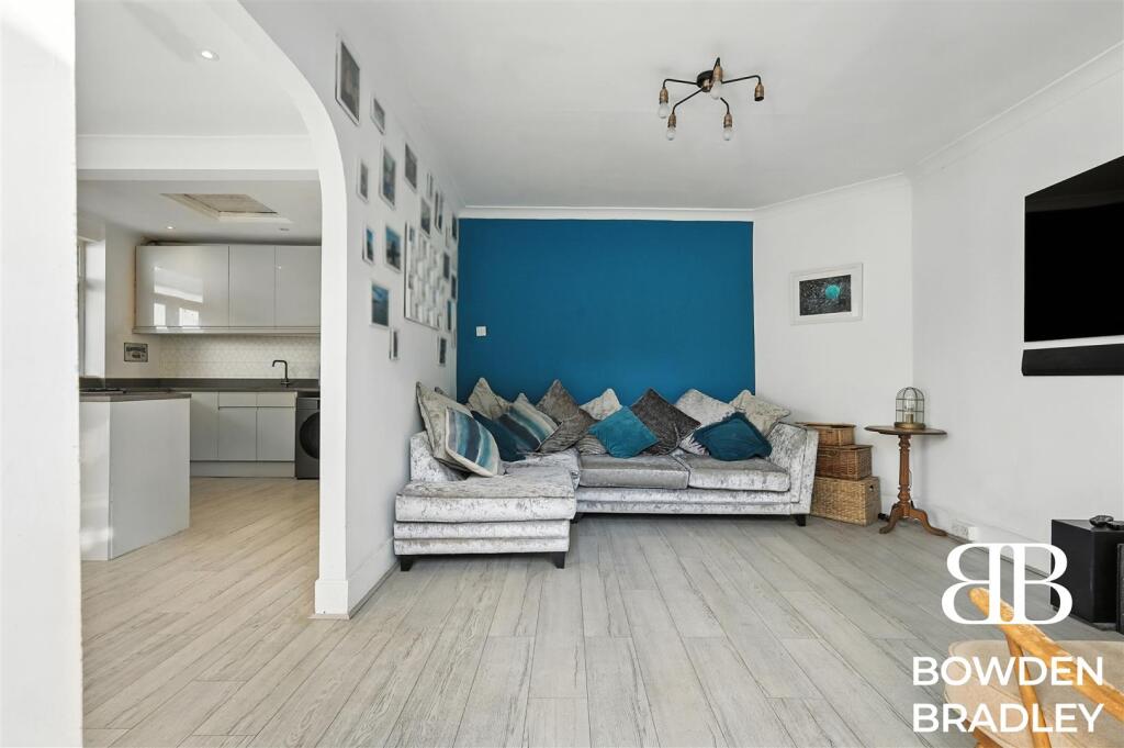 Kitchen / Living / Dining