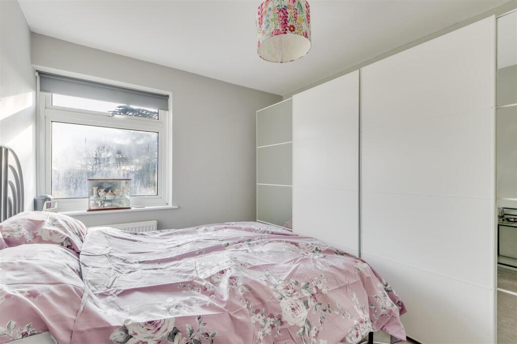 Pear Tree Dell 8-1.jpg