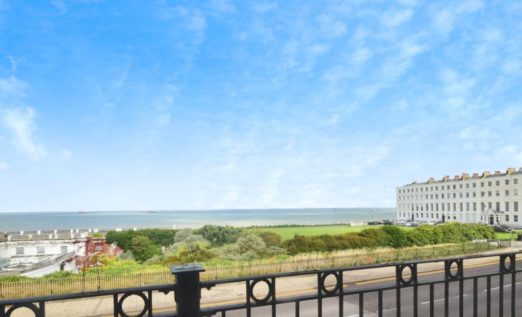 Fort 3 bed 1 view...
