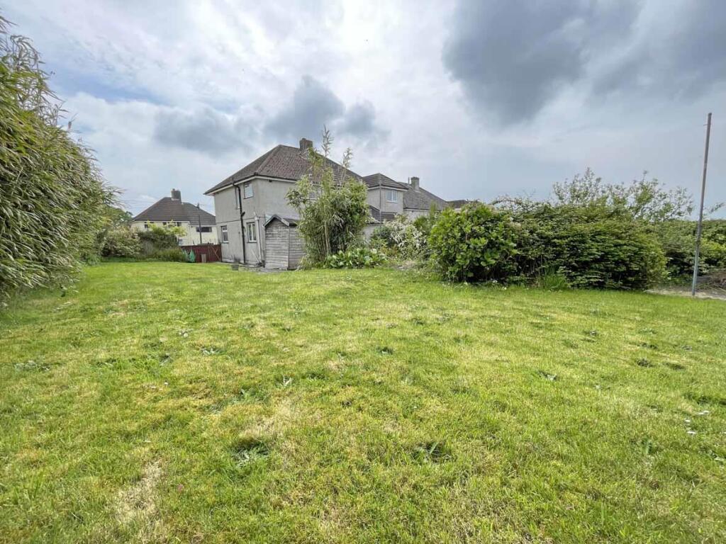 Churchway 169 Garden 2.jpg