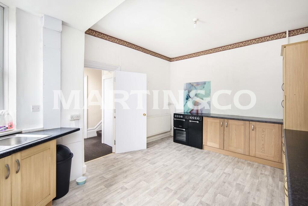 23_Kitchen