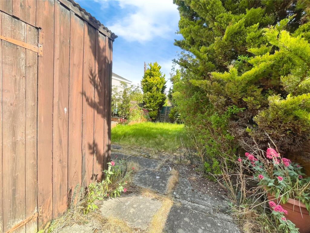 Garden &amp; Location