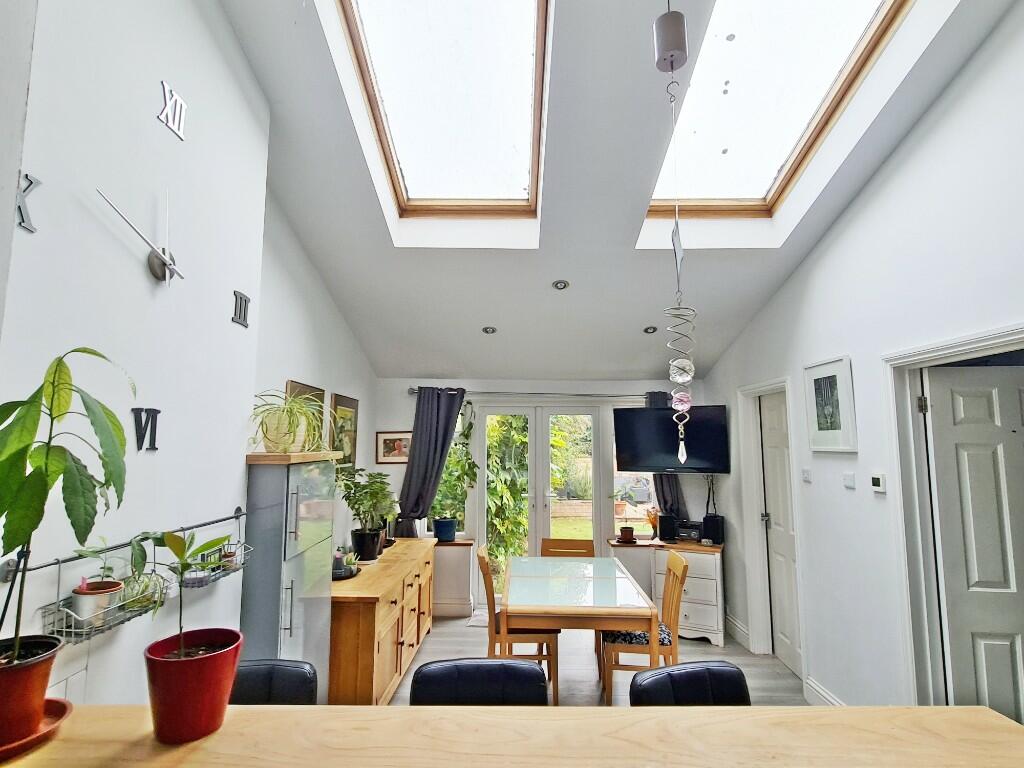 Kitchen/Breakfast Rm