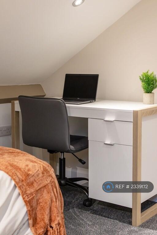 Desk Area Room 6 