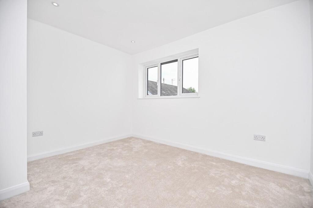 33 Ridgmont Drive Bedroom 2.jpg