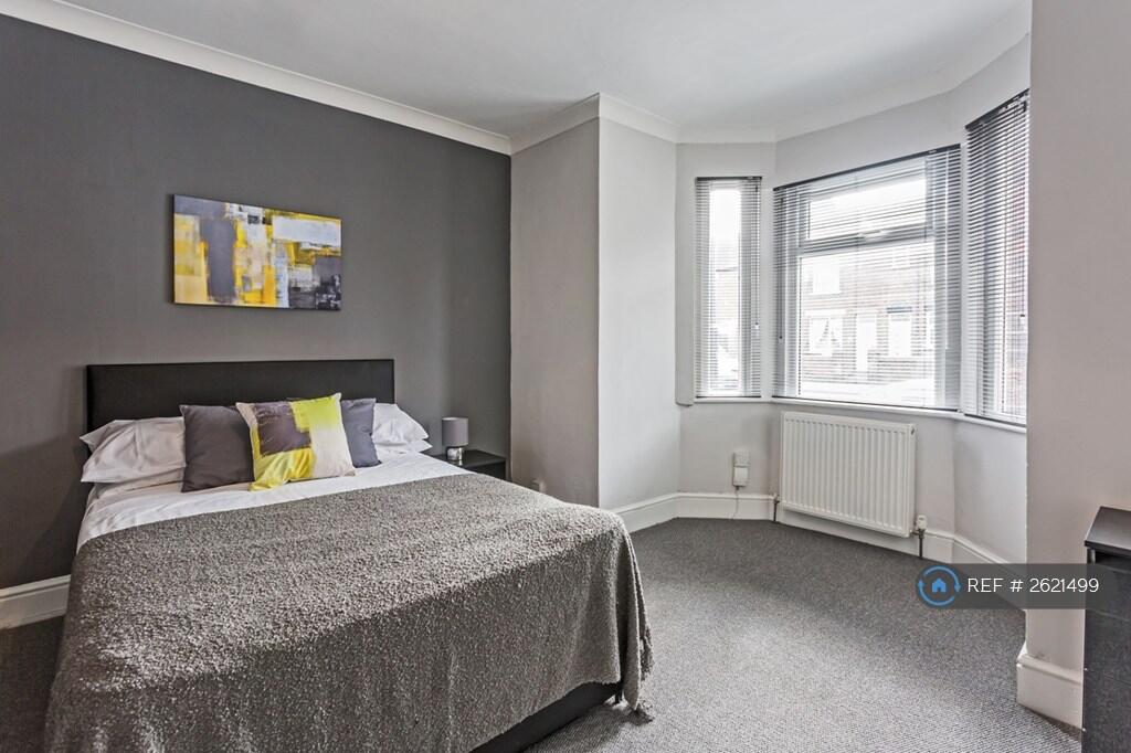 Brand New Double Room Let