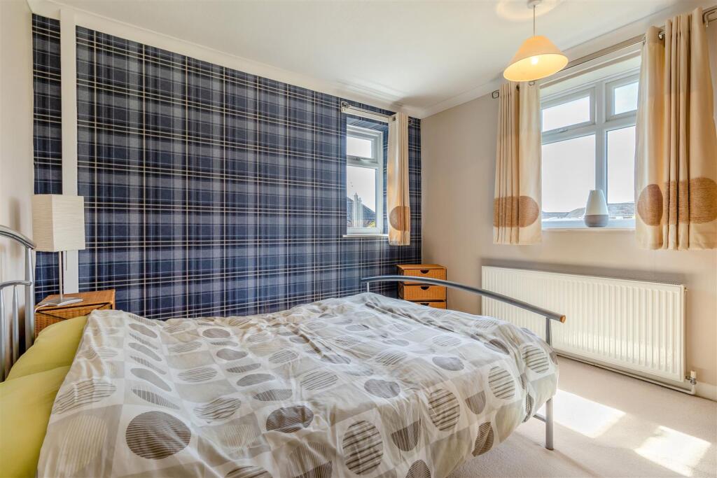 8646417-interior01.jpg