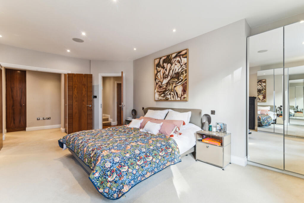 Principal Bedroom