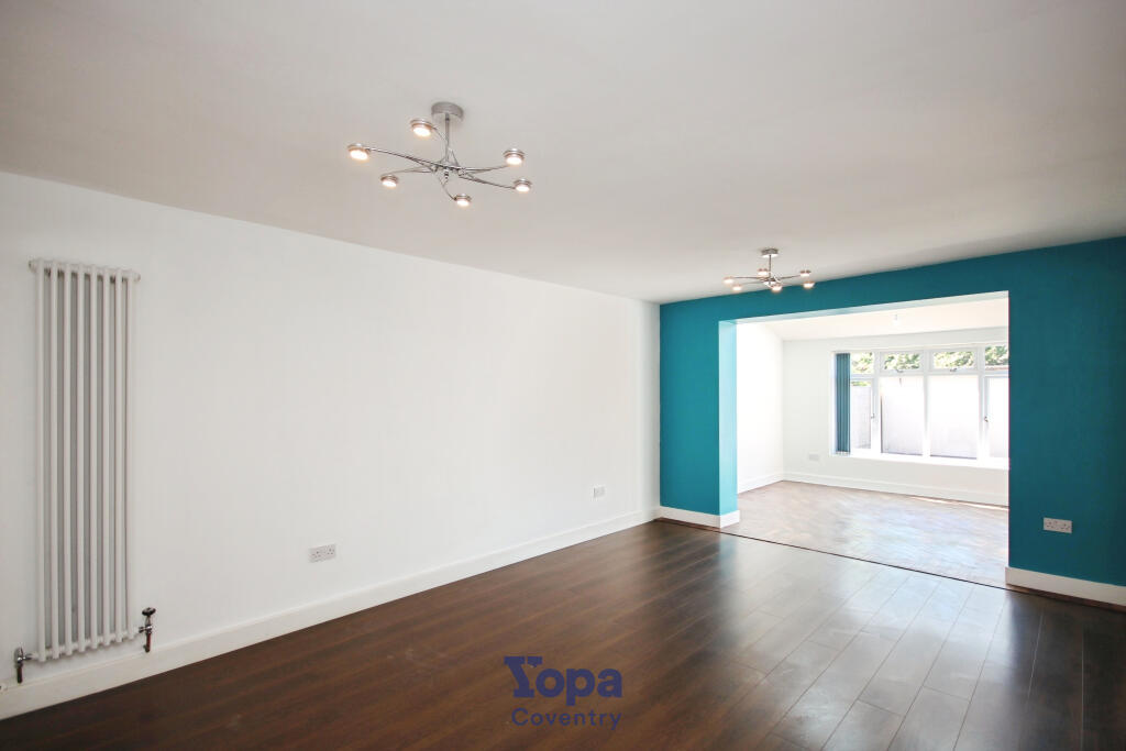 9ab72fa9-Lounge 20Diner.JPG