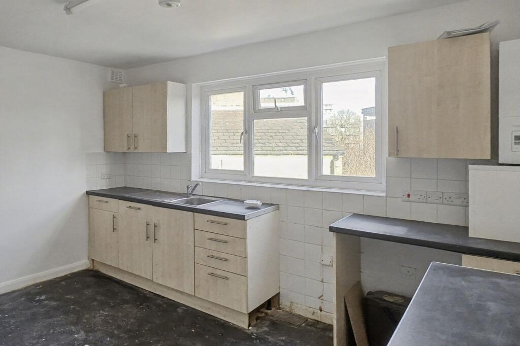 Flat 3, 59 Strathblaine Road, Battersea, London, SW11 1RG