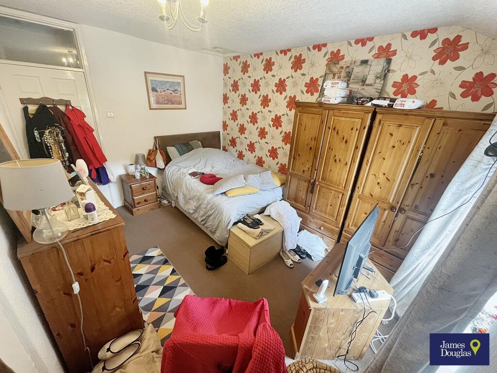 Bed12