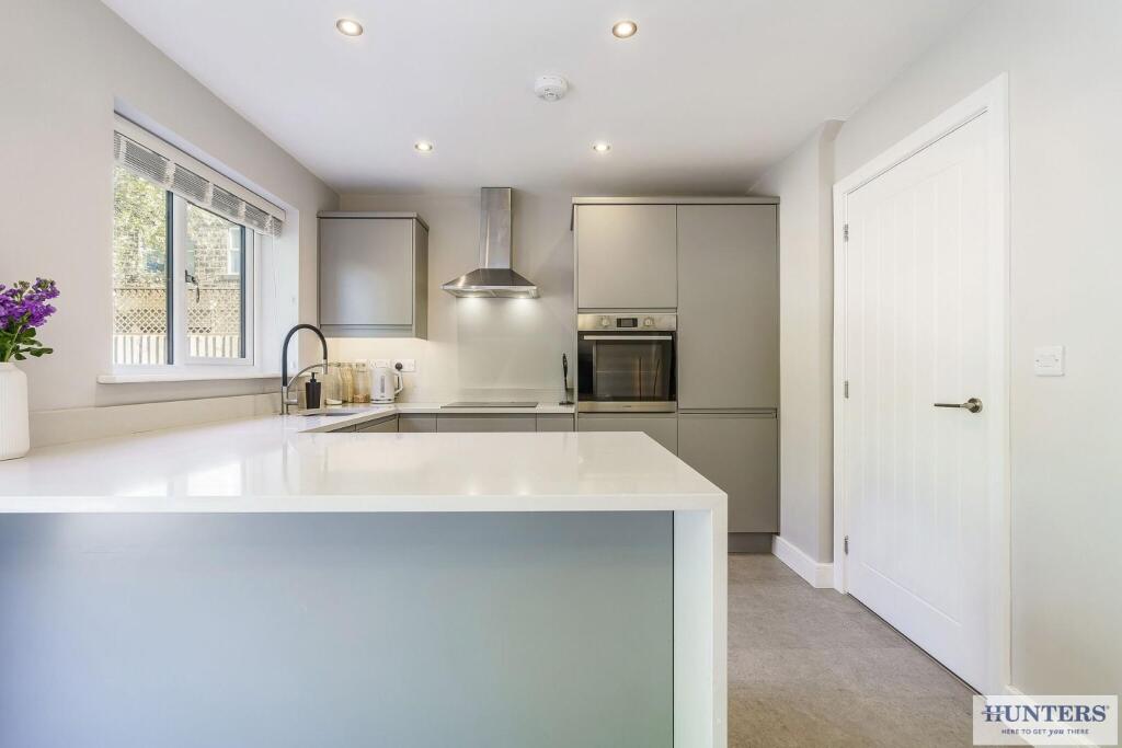 91839_4-Ings-Grove-Guiseley-Leeds  (6) - Copy_low.