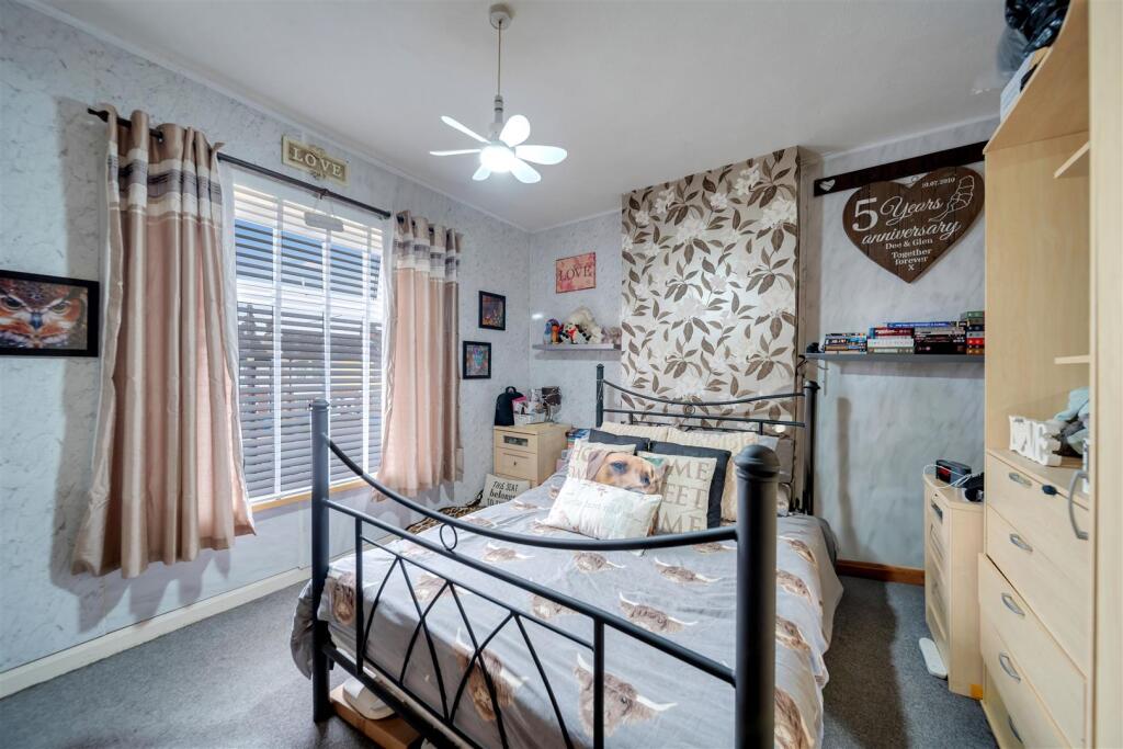 98 Henniker Rd-20.jpg