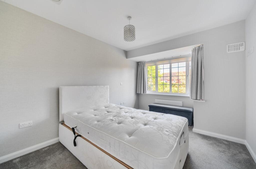 1335929-2-68926ed0dae6f