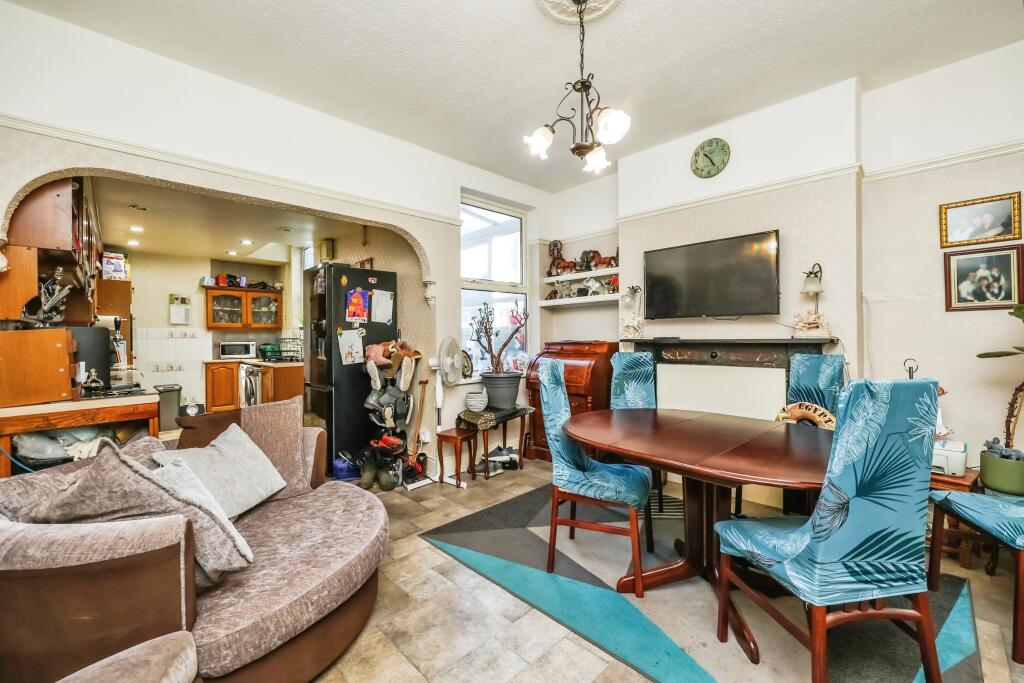 Dining / Family Room