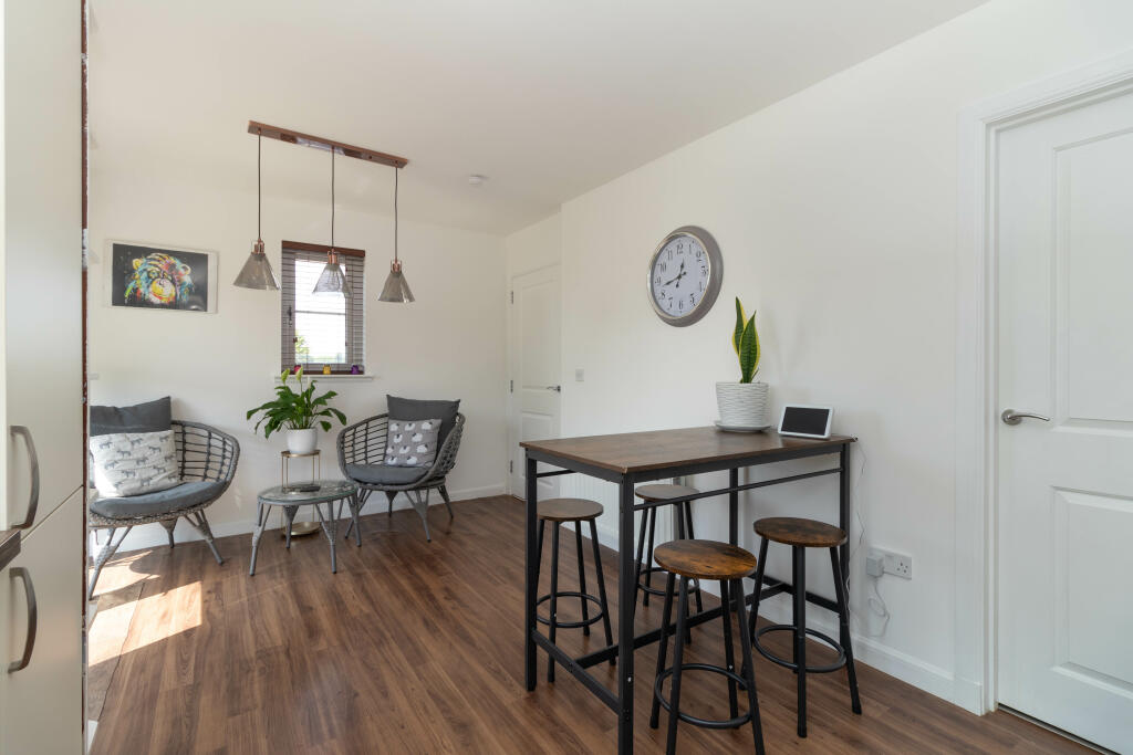 Family Dining Kitchen