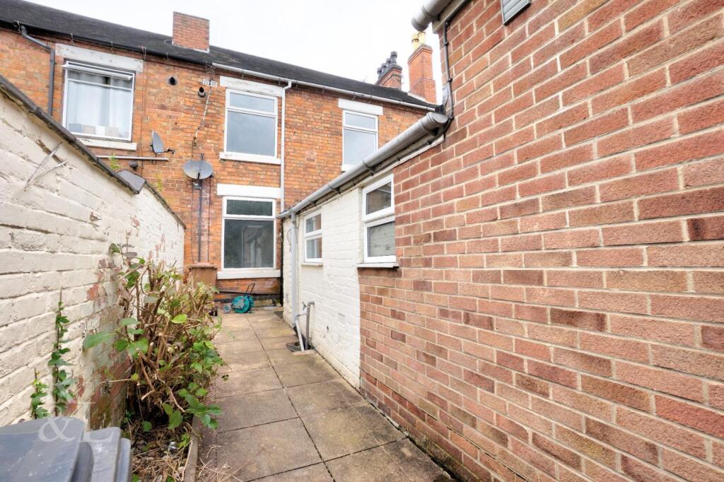 75 Lansdowne Road (2).jpg