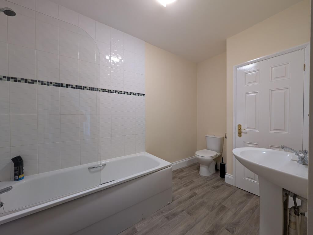 PXL_20251125_143343560